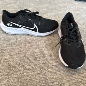 Rare, Brand New, BYU, team issue, Nike Air Zoom Pegasus 40. Size 12.5. Black